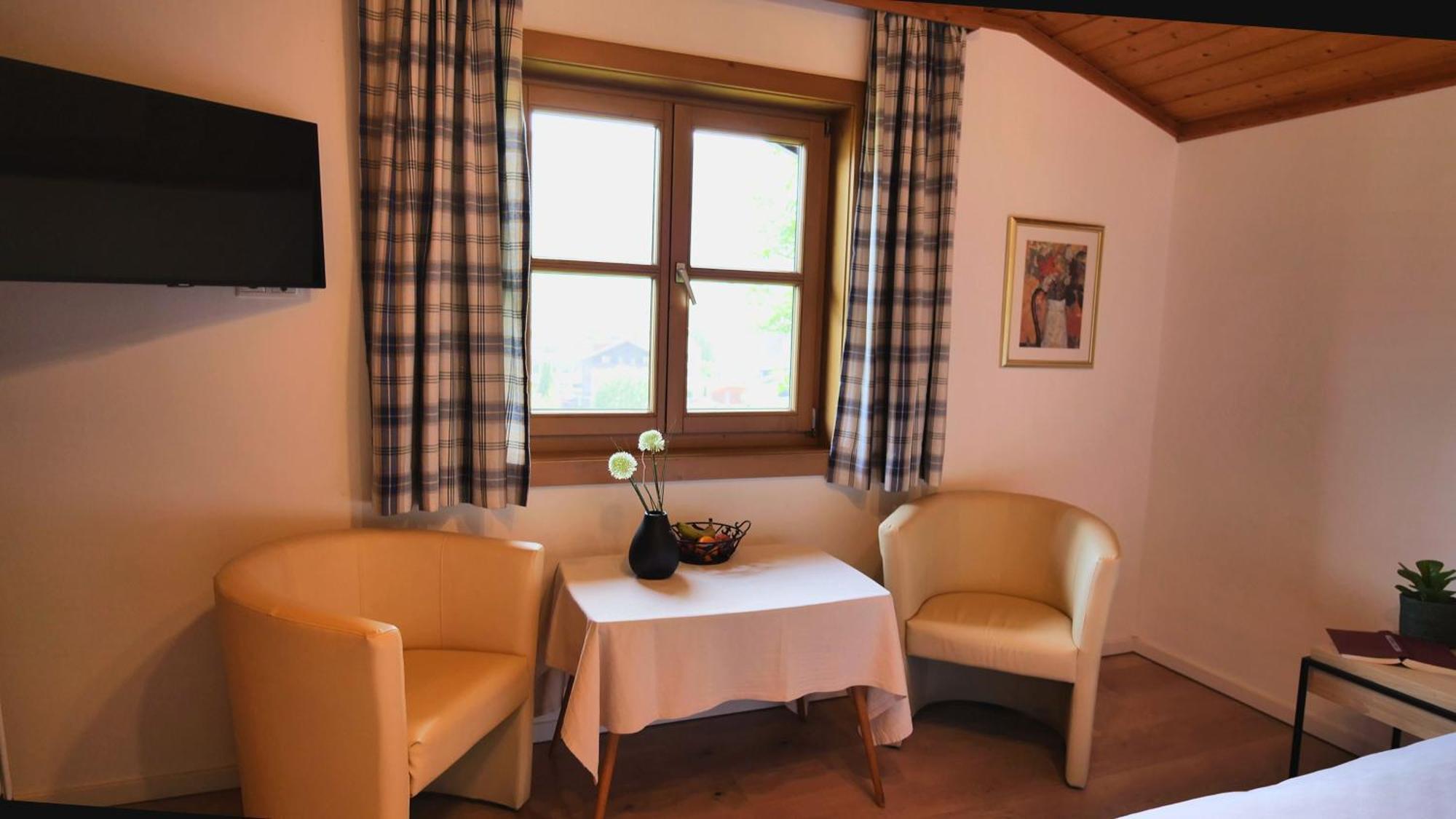 Landhaus Antonia บรุค อันแดร์ โกรสส์กลอคเนอร์ชตราสเซอ ภายนอก รูปภาพ